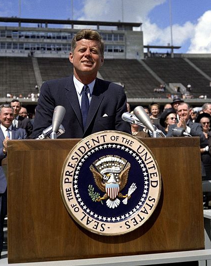 President John F. Kennedy speaks on the nation's space effort, Rice University, Houston, Texas. September 12, 1962. <a target="_blank" href="http://www.jfklibrary.org/Asset-Viewer/hYKwiWQ4G0KLsBpx8r4ugw.aspx">JFK Library Online</a>